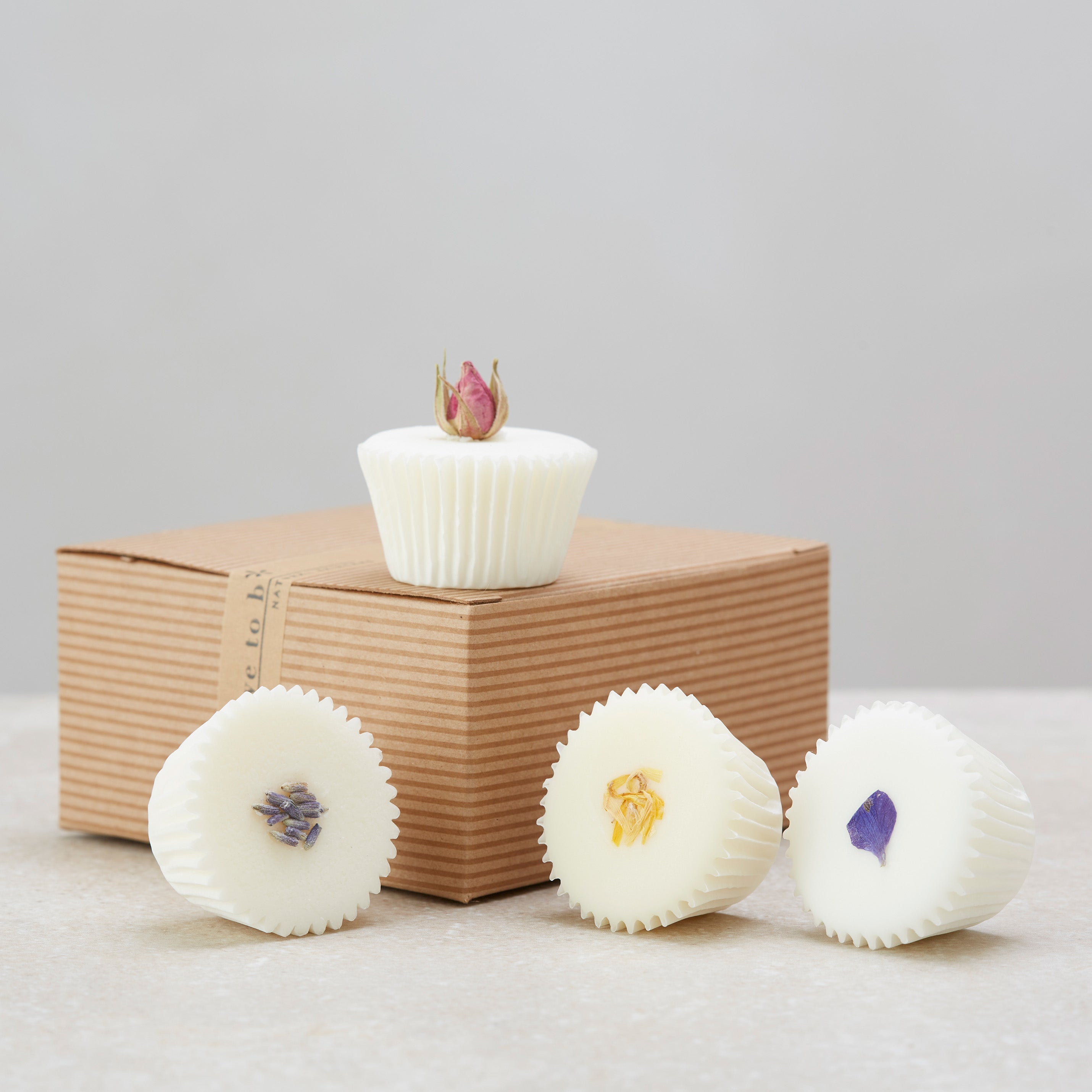 Love to b Bath Melts Gift Box with Relax Bath Melt, Calm Bath Melt, Invigorate Bath Melt & Energise Bath Melt