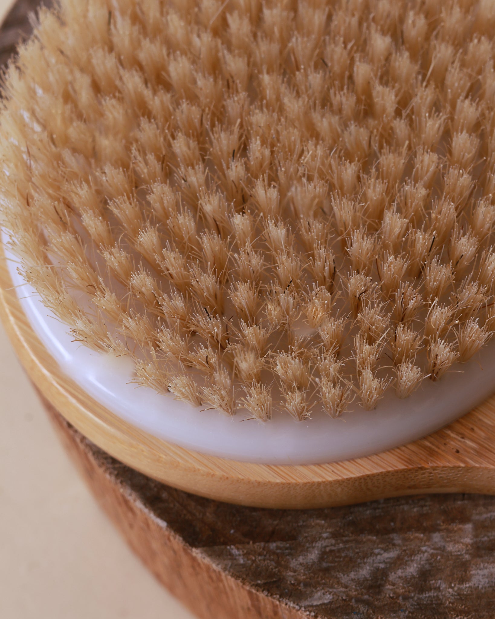 Long Bamboo Body Brush