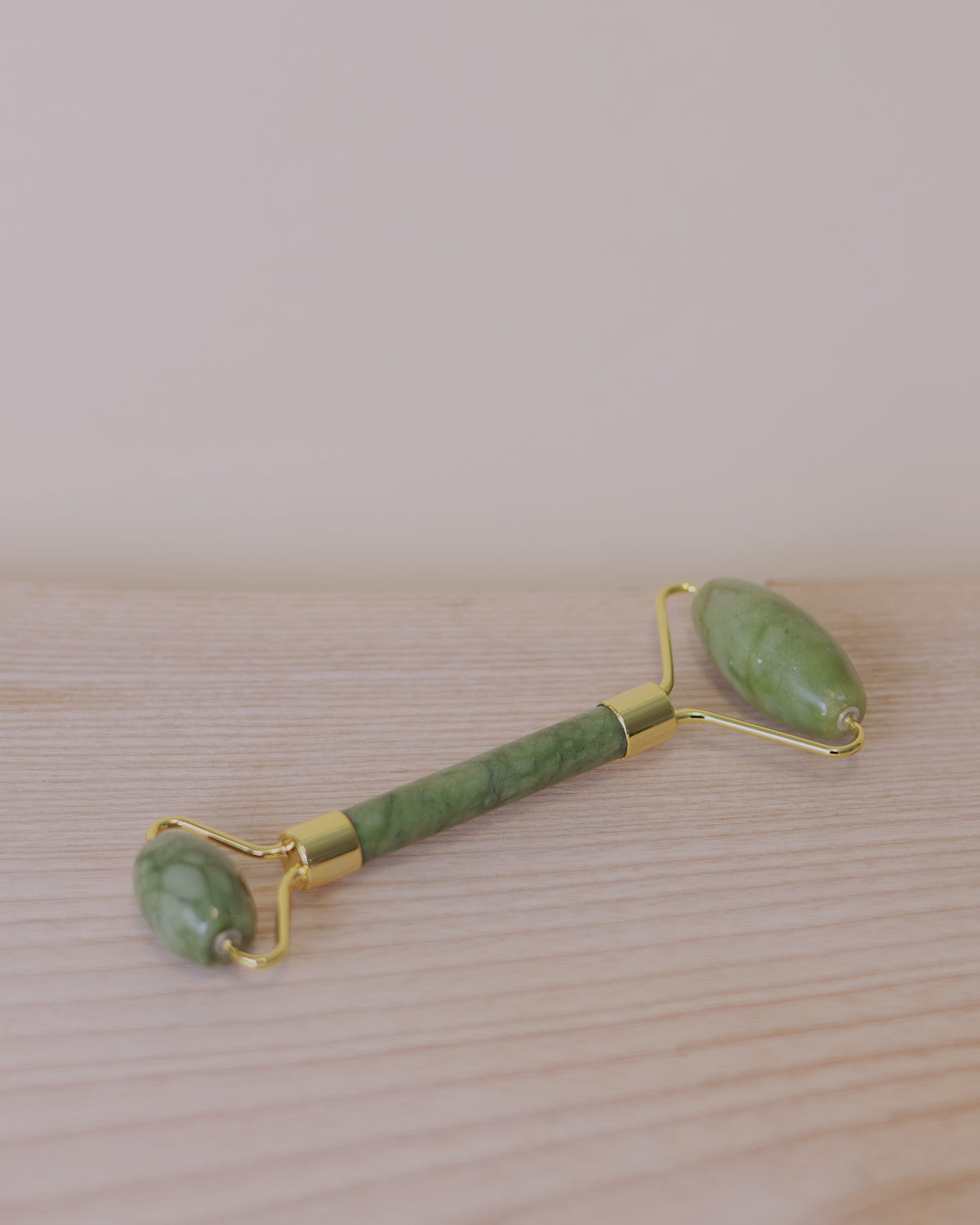 Precious Stone / Stainless Steel Facial Roller