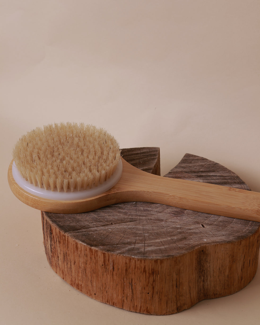 Long Bamboo Body Brush